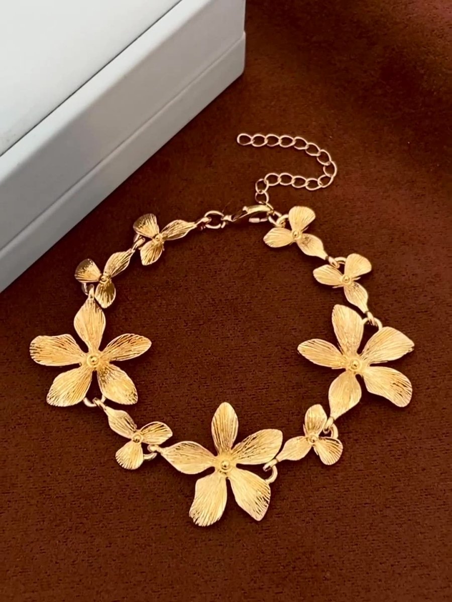 Golden Blossom Flower Bracelet - SHICCACHE