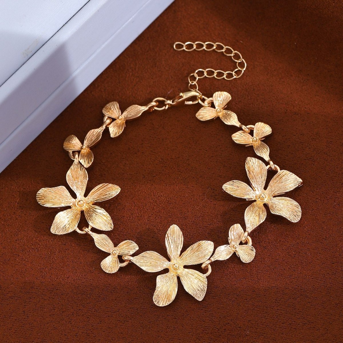 Golden Blossom Flower Bracelet - SHICCACHE