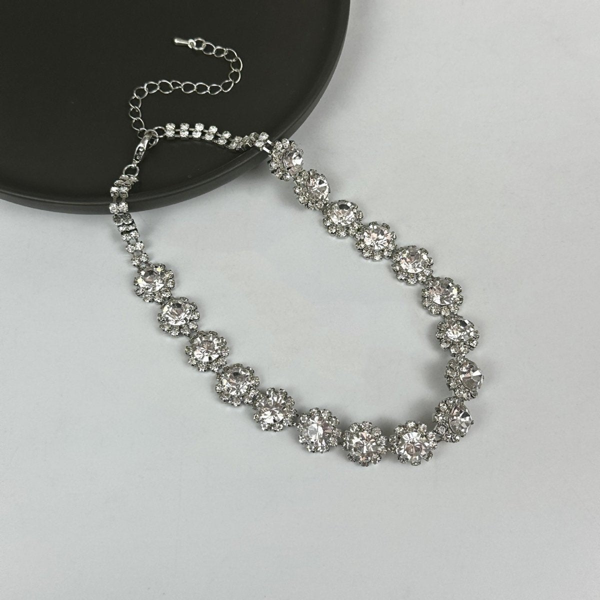 Radiant Blossom Rhinestone Choker - SHICCACHE