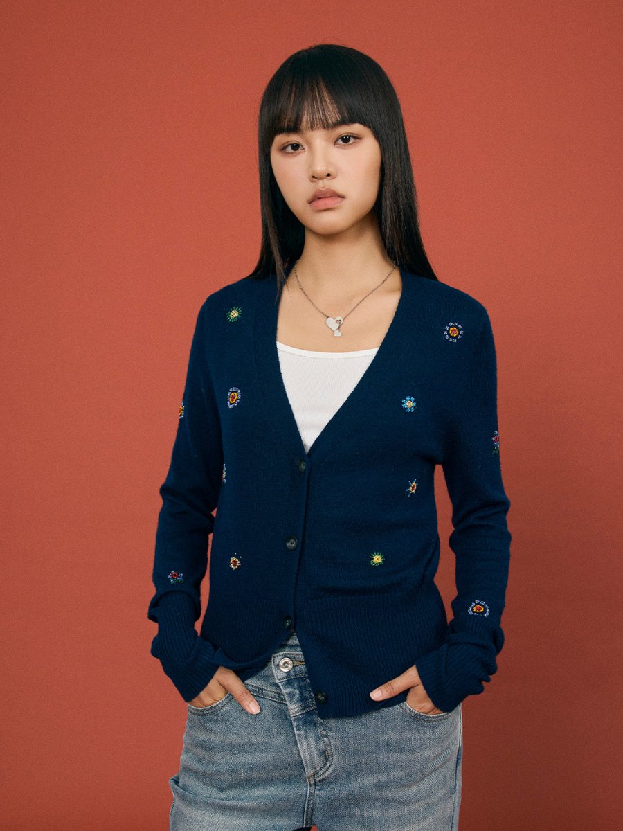 Beaded Charm Wool Cardigan - SHICCACHE