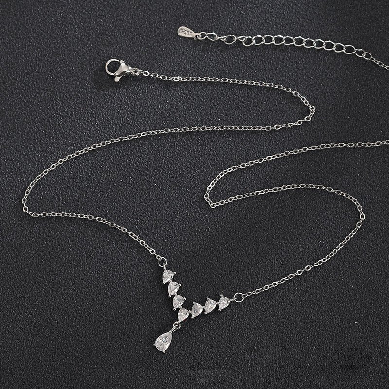 Crystal Droplet V Necklace - SHICCACHE