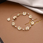 Daisy Pearl Bracelet - SHICCACHE