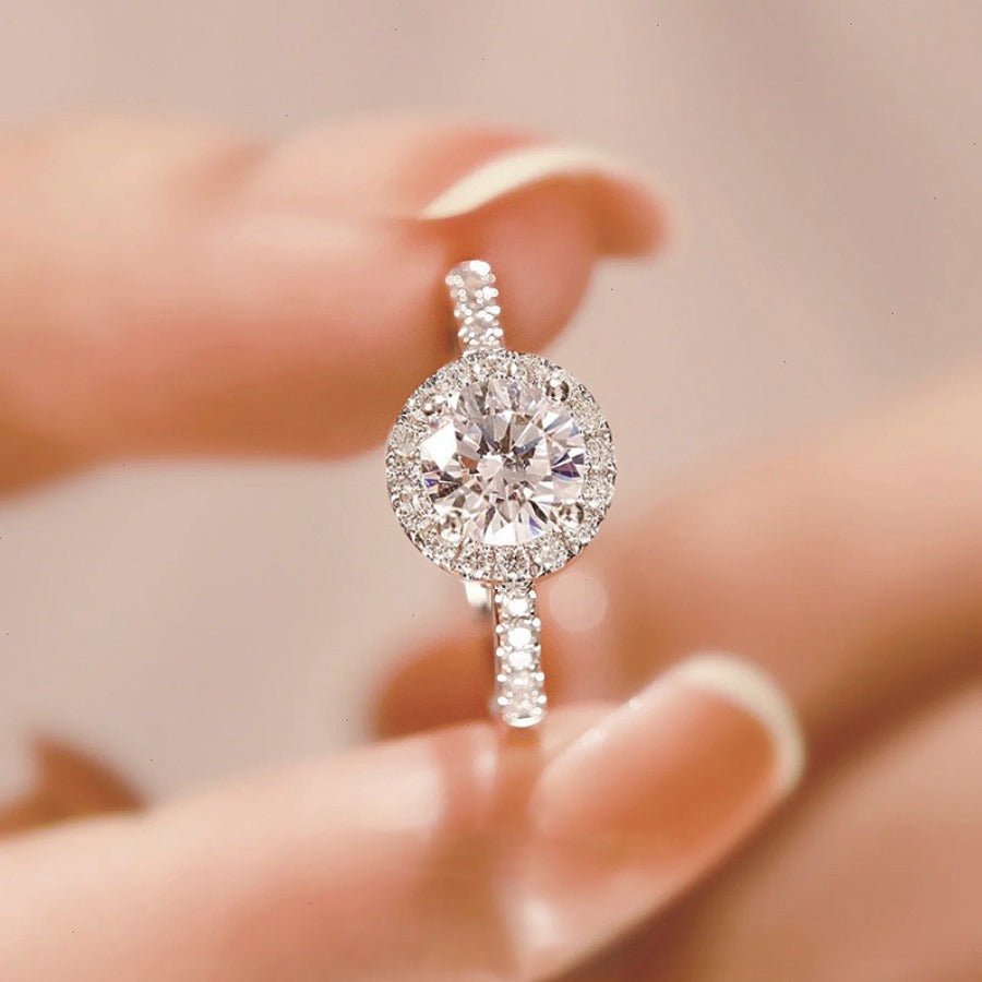 Halo Radiance Moissanite Ring - SHICCACHE