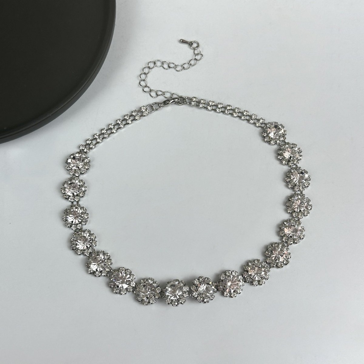 Radiant Blossom Rhinestone Choker - SHICCACHE